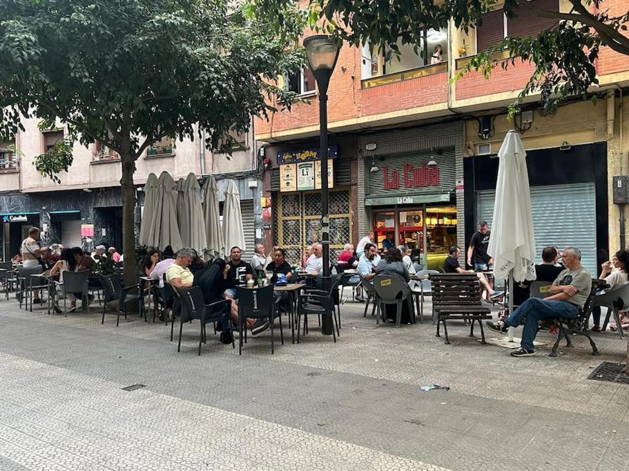 Precioso Apartamento A Estrenar En Bilbao. Exteriör bild